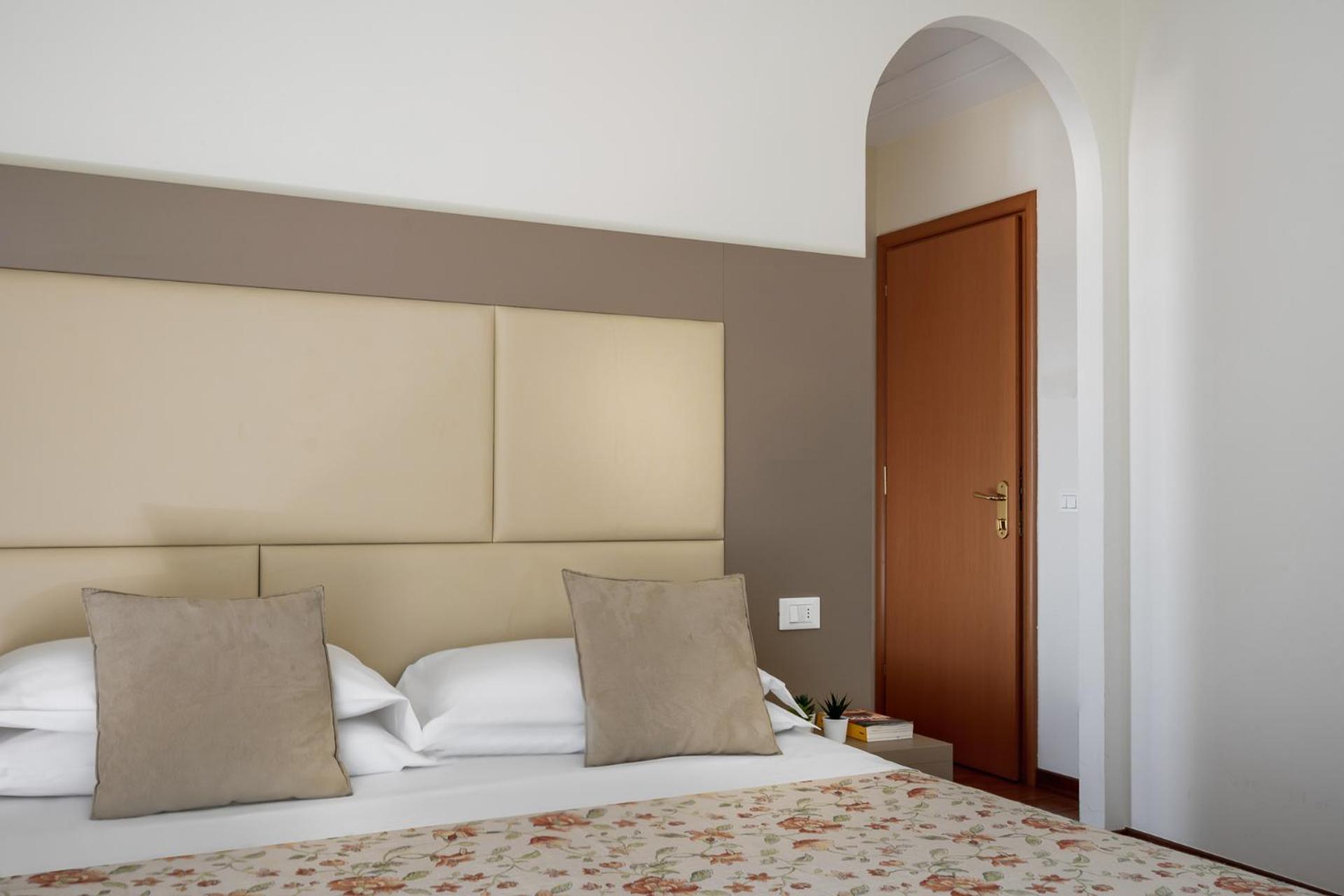 Hotel Rondinella E Viola Rimini Quarto foto